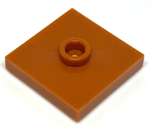 Placaté upravené 2 × 2 s drážkou a jedním nopem uprostřed