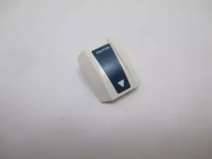 Lego Sklon zakřivený 2 × 2 s okraji se samolepkou bílá (30602)